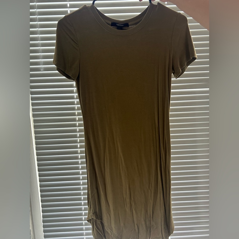 Forever 21 Olive Green Casual T-Shirt Dress